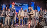 djhitparade Preis&uuml;bergabe durch Party Dj Peter Herrmann